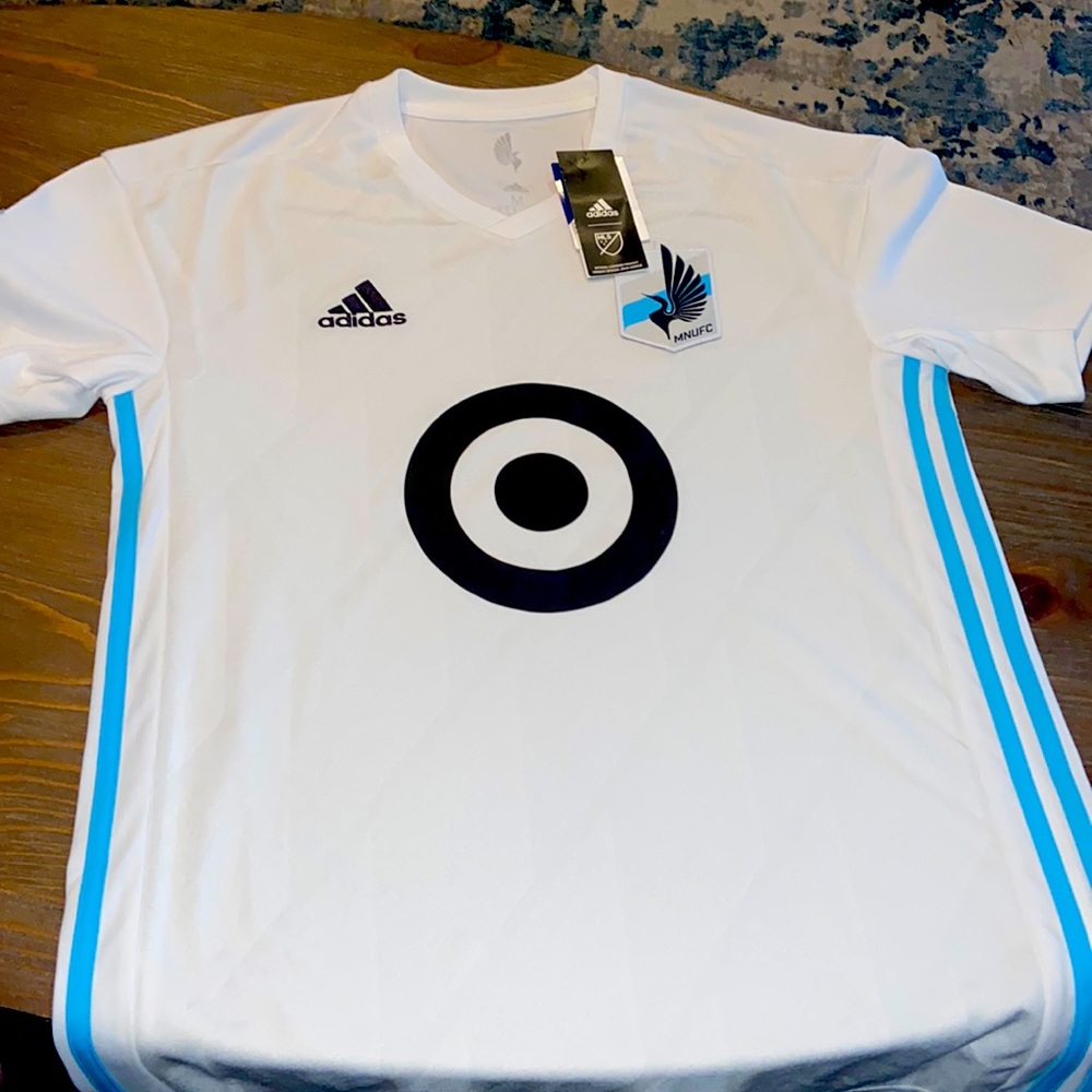 NWT Minnesota unitedFC adidas white 2021 drift jersey